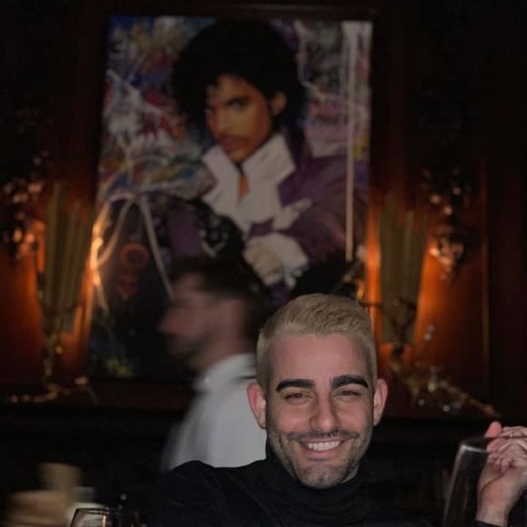 Meet your Posher, Ricardo - Picture 1 of 1